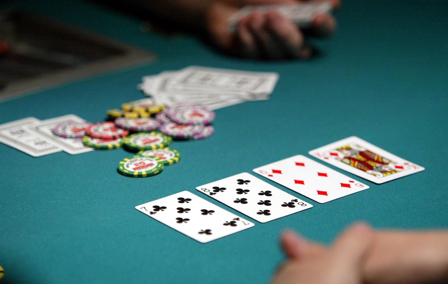 Bí quyết thắng lớn khi chơi game danh bai tien len 2 nguoi trực tuyến