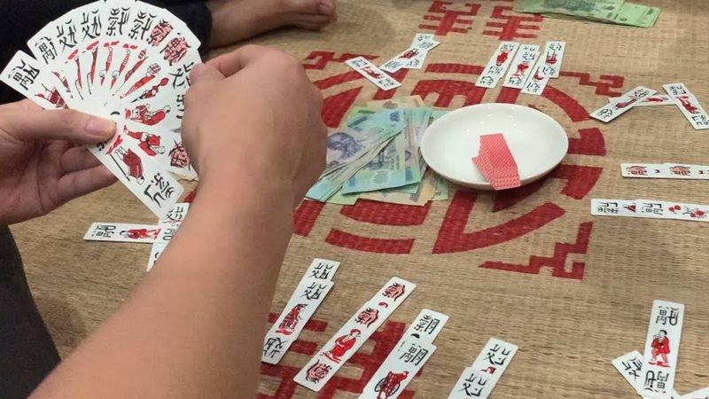 Khám phá thế giới con cờ với chiến thuật đi con cờ độc đáo giúp bạn luôn chiến thắng